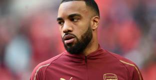 Арсенал ще продава Лаказет