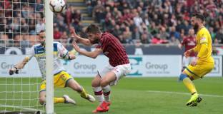 Милан с много важна победа над Фрозиноне - росонерите може да се завърнат в ШЛ