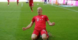 Ботафого предлага на Робен да възобнови кариерата си