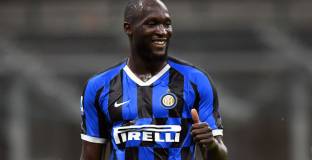 Дрогба: Критиците грешат за Лукаку