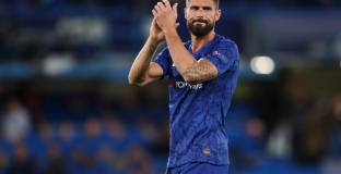 Лампард: Жиру не трябва да е доволен от своето положение