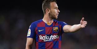 Артур отклони вчерашното предложение на Ювентус