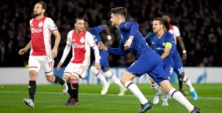 Челси и Аякс не се победиха в луд мач с 8 гола, Валенсия с късен обрат срещу Лил