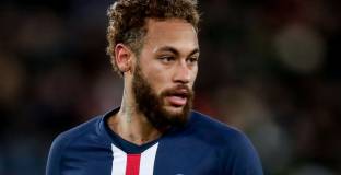 Неймар и Тиаго Силва се върнаха в Бразилия заради коронавируса 