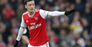 Арсенал блокирал трансфера на Йозил в катарски клуб