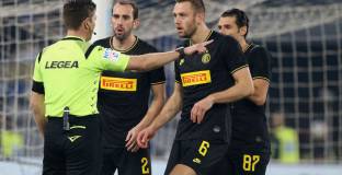 Играчите от Серия А няма да се приближават до реферите