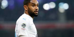 Арсенал хвърли око на Амави