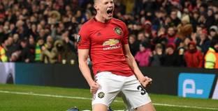 Ман Юнайтед пречупи Уест Хем в продълженията (видео)