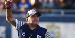 Марадона може да оглави испанския национален отбор