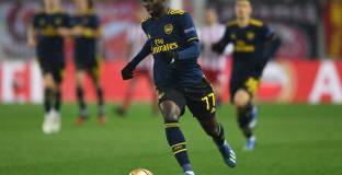 Ван Перси сравни Сака с Гигс, Бергкамп и Скоулс