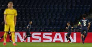 ПСЖ изхвърли Дортмунд и продължава напред в ШЛ