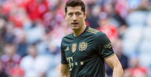   Барселона се договори с Левандовски 