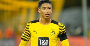 Белингам реши да остане в Борусия Дортмунд още един сезон