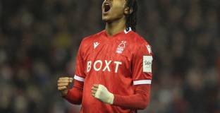   Форест планира да купи Спенс