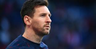 Почетино: Меси е на нивото на Марадона