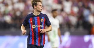 Де Йонг вече тренира с общата група 