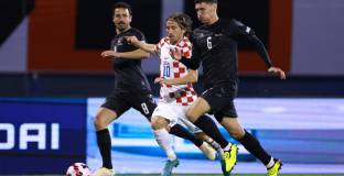 Хърватия оглави групата след победа над Дания