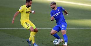 Севиля продължи с Банега