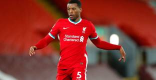 Вайналдум не е отклонявал предложението на  Ливърпул