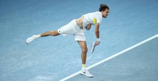 Медведев отпадна от турнира в Маями