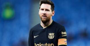 Меси си търси дом в Париж