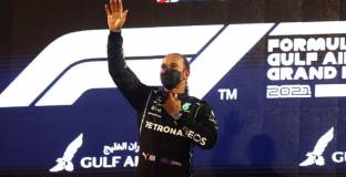 Хамилтън подобри рекорд на Михаел Шумахер 