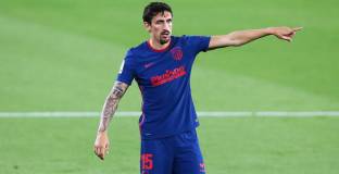 УЕФА наказа Савич с четири мача