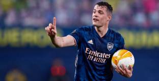  Рома се разбра с Джака