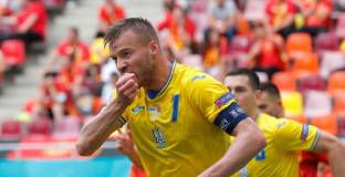 Ярмоленко дари 3 милиона гривни на украинската армия 