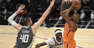 Финикс не успя да затвори серията с Клипърс