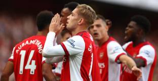 Арсенал спечели дербито с Тотнъм за едно полувреме (видео)