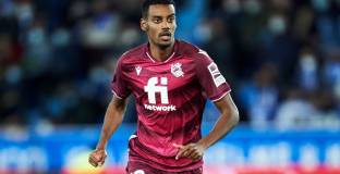 Арсенал се надява да намали цената на Исак