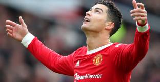 Уотфорд издържа безброй положения от Ман Юнайтед (видео)