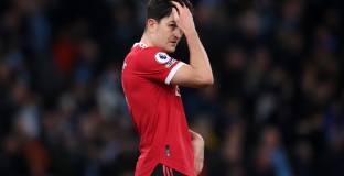 Тен Хаг е готов да лиши Магуайър от лентата