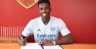 Феновете недоволни за Нкетия, Габриел го защити