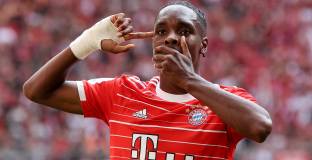 Байерн Мюнхен - Щутгарт 2:2 