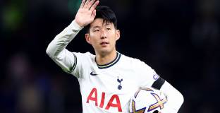 Тотнъм равен с Борнемут