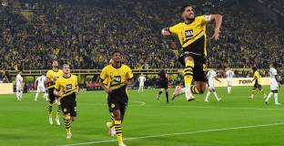 Дортмунд отново разочарова феновете си