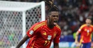 Барса готова да активира клаузата на Нико