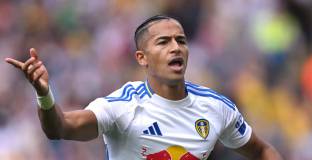 Нападател на Лийдс намеква за напускане? 