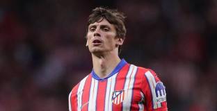 Ле Норман: Това беше чист червен картон