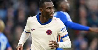 Челси с успех в Лестър (видео)