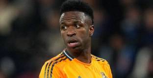 Винисиус иска заплата, отразяваща статута му 