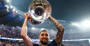 Челси и Ман Юнайтед чакат Донарума