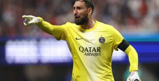 Ман Юнайтед с позиция относно Донарума