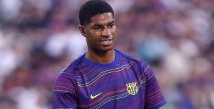 Рашфорд не получи регистрация в Барса