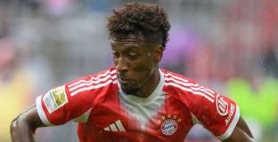 Двама от Челси могат да сменят Коман в Байерн