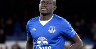 Евертън обяви за раздяла с трима