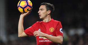 Наполи потвърди за Очоа и Дармиан 