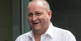 Майк Ашли преговаря за закупуването на Рединг